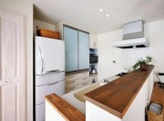 實木簡日式風(fēng)格80平米小戶型廚房櫥柜裝修效果圖