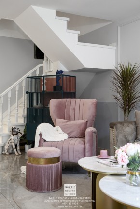 愉景灣現(xiàn)代輕奢混搭風(fēng)格復(fù)式裝客廳修實(shí)景案例