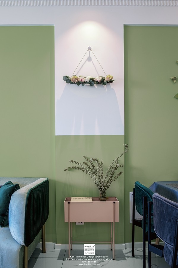 蘇胥灣現(xiàn)代輕奢風格二居室裝修實景案例