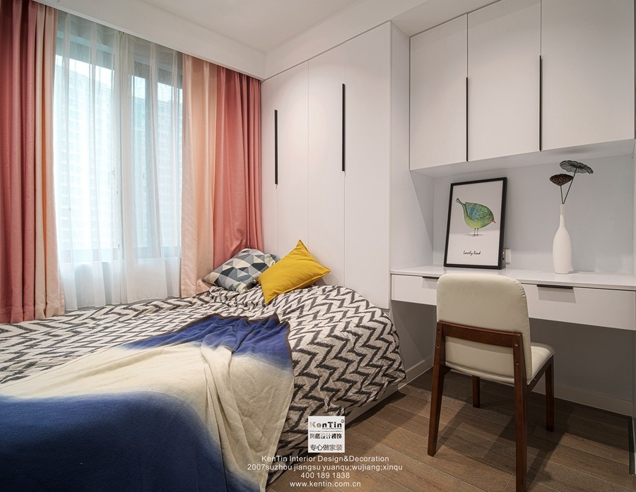 海亮長橋府現(xiàn)代簡約風格三居室臥室裝修實景案例
