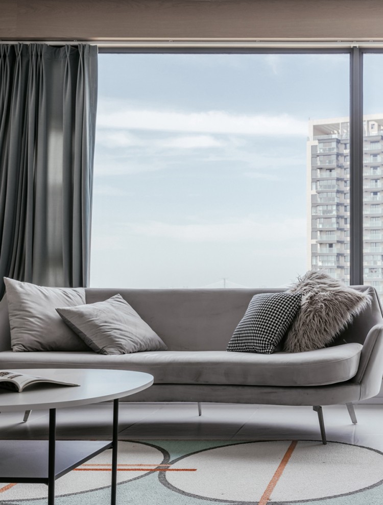 現(xiàn)代簡約風(fēng)格三居室客廳裝修效果圖