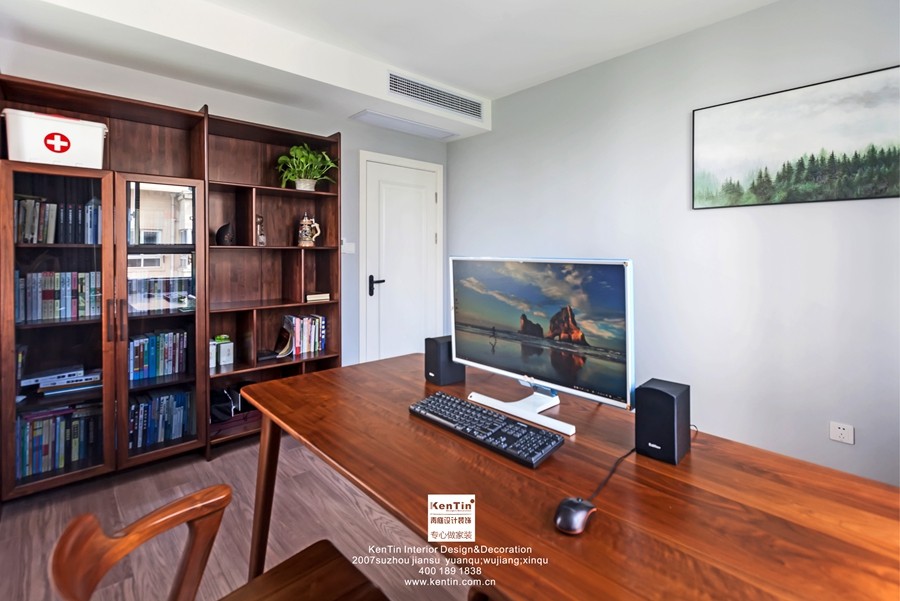 新加花園現(xiàn)代風(fēng)格別墅書房裝修實景案例